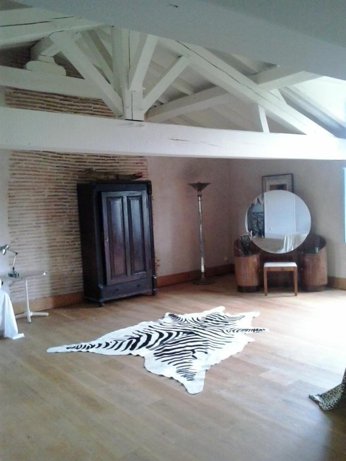 Chateau De Cauderoue Bed & Breakfast